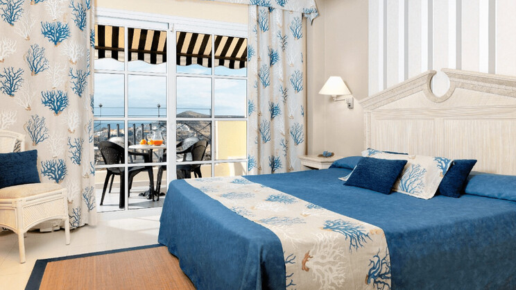 2 Bedrooms Deluxe Suite